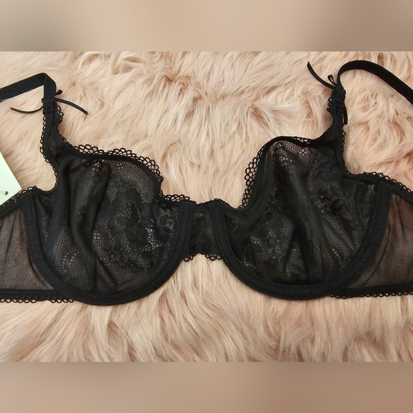 Black lace, DKNY, bra,  intimates, vacation, honeymoon, travel, 36b, - Picture 5 of 5